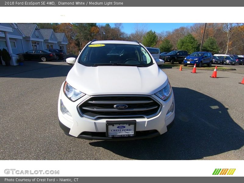 Diamond White / Medium Light Stone 2018 Ford EcoSport SE 4WD