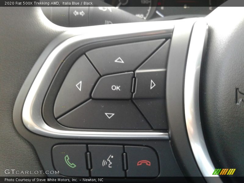  2020 500X Trekking AWD Steering Wheel