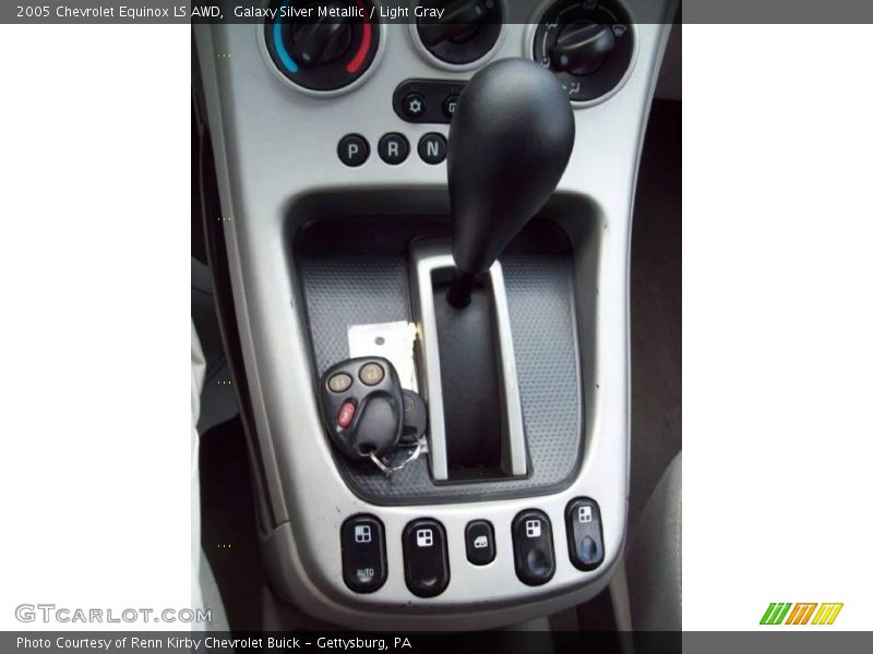 Galaxy Silver Metallic / Light Gray 2005 Chevrolet Equinox LS AWD