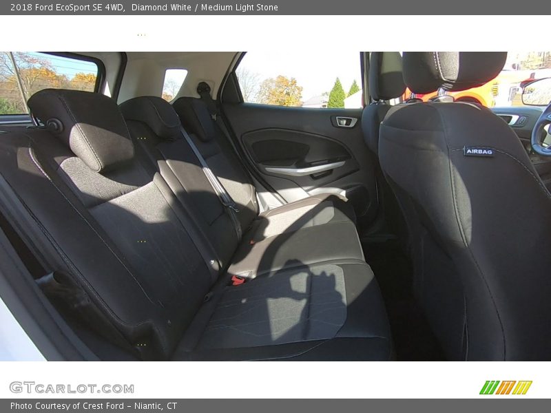 Diamond White / Medium Light Stone 2018 Ford EcoSport SE 4WD