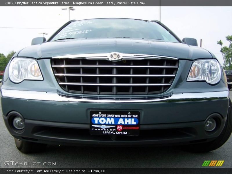 Magnesium Green Pearl / Pastel Slate Gray 2007 Chrysler Pacifica Signature Series