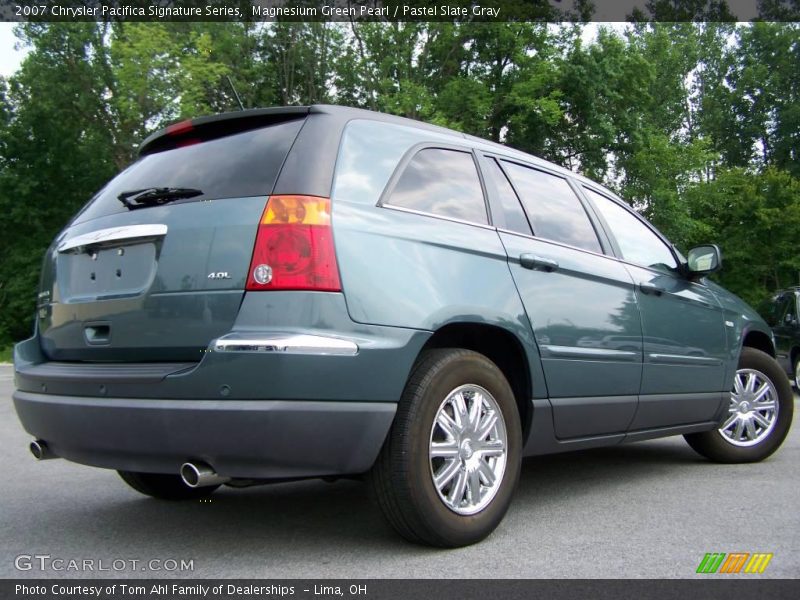 Magnesium Green Pearl / Pastel Slate Gray 2007 Chrysler Pacifica Signature Series