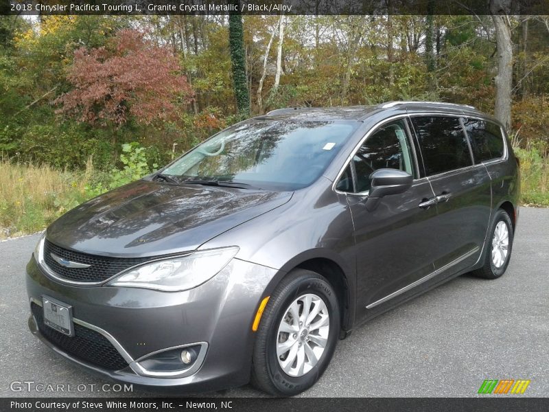 Granite Crystal Metallic / Black/Alloy 2018 Chrysler Pacifica Touring L