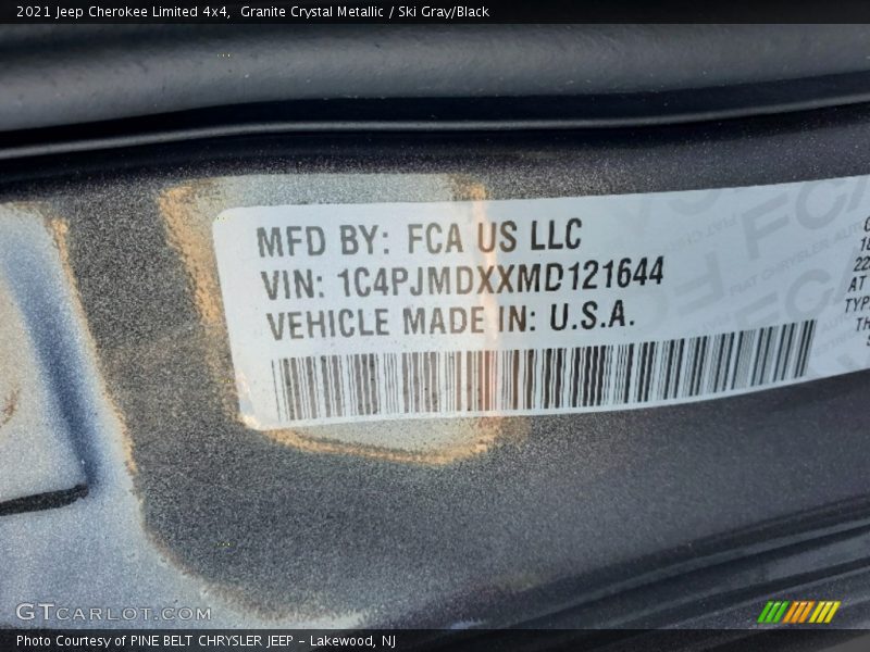 Granite Crystal Metallic / Ski Gray/Black 2021 Jeep Cherokee Limited 4x4