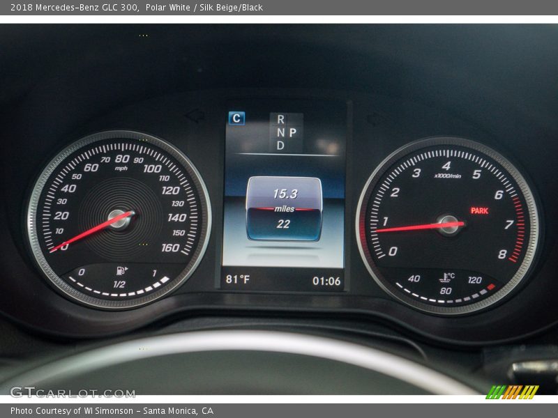 Polar White / Silk Beige/Black 2018 Mercedes-Benz GLC 300