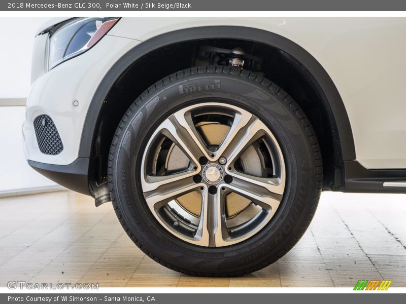 Polar White / Silk Beige/Black 2018 Mercedes-Benz GLC 300