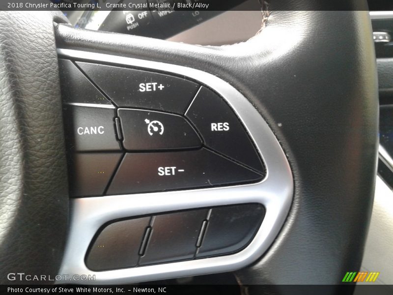 Granite Crystal Metallic / Black/Alloy 2018 Chrysler Pacifica Touring L