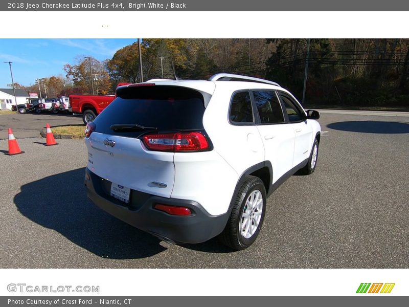 Bright White / Black 2018 Jeep Cherokee Latitude Plus 4x4
