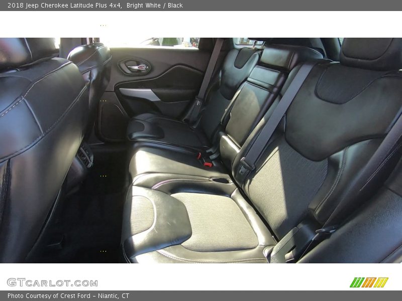 Bright White / Black 2018 Jeep Cherokee Latitude Plus 4x4
