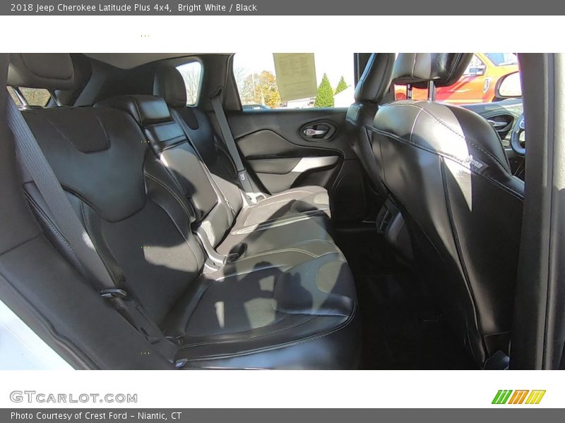 Bright White / Black 2018 Jeep Cherokee Latitude Plus 4x4