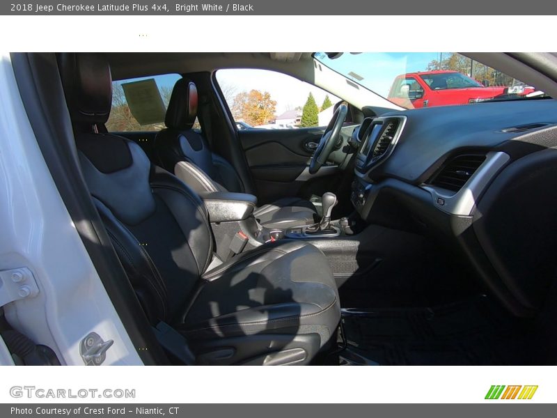 Bright White / Black 2018 Jeep Cherokee Latitude Plus 4x4