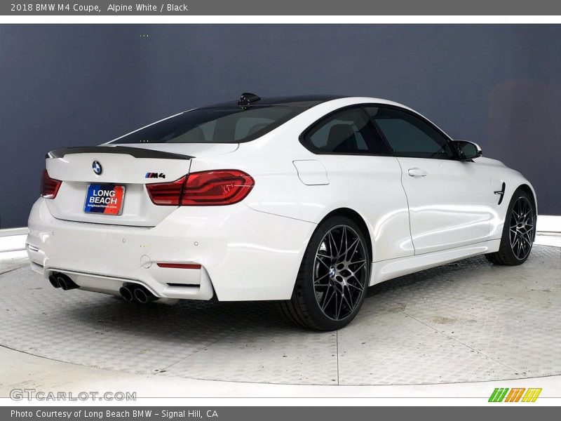Alpine White / Black 2018 BMW M4 Coupe