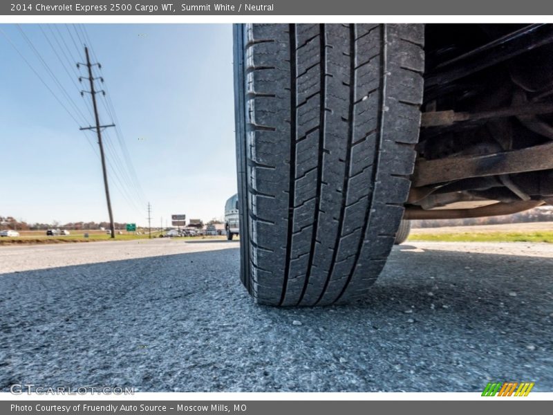 Summit White / Neutral 2014 Chevrolet Express 2500 Cargo WT