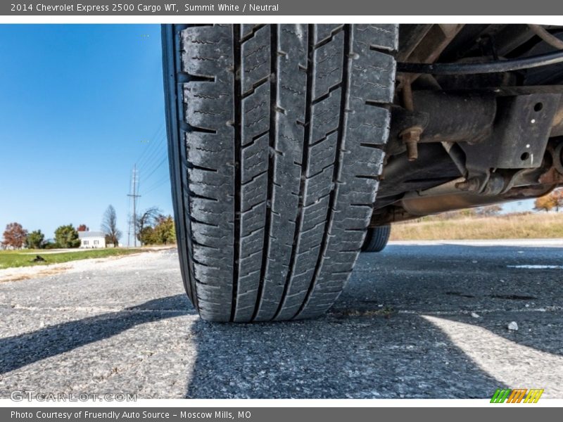 Summit White / Neutral 2014 Chevrolet Express 2500 Cargo WT