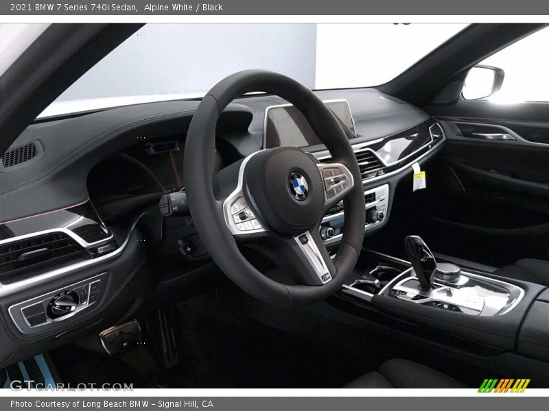 Alpine White / Black 2021 BMW 7 Series 740i Sedan