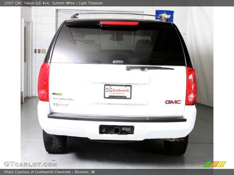 Summit White / Light Titanium 2007 GMC Yukon SLE 4x4