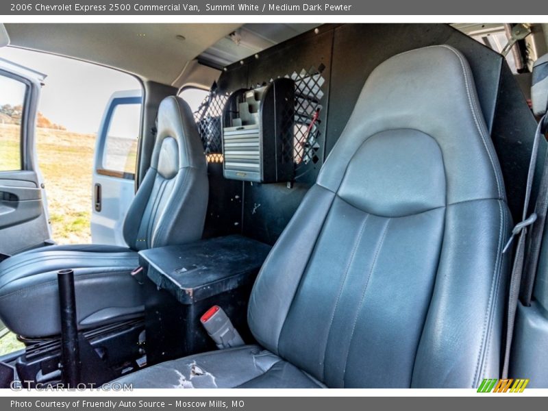 Summit White / Medium Dark Pewter 2006 Chevrolet Express 2500 Commercial Van