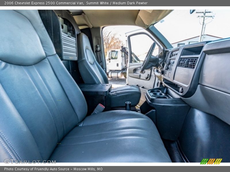 Summit White / Medium Dark Pewter 2006 Chevrolet Express 2500 Commercial Van