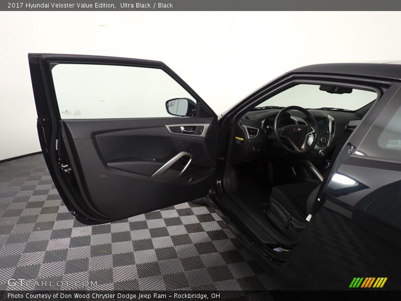 Ultra Black / Black 2017 Hyundai Veloster Value Edition