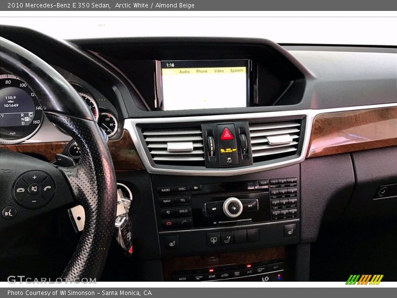 Arctic White / Almond Beige 2010 Mercedes-Benz E 350 Sedan