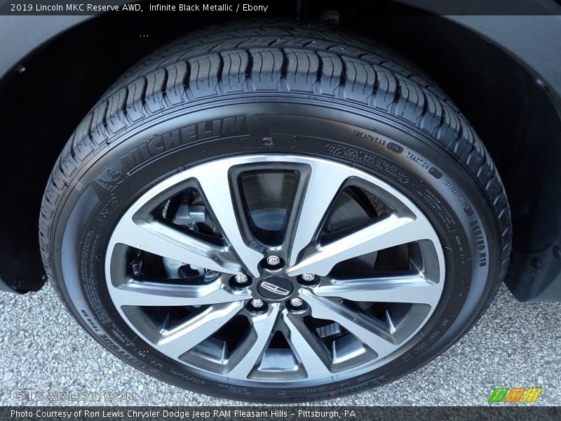 Infinite Black Metallic / Ebony 2019 Lincoln MKC Reserve AWD