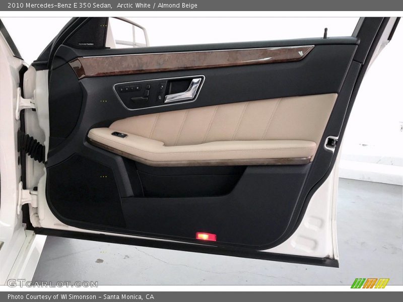 Arctic White / Almond Beige 2010 Mercedes-Benz E 350 Sedan
