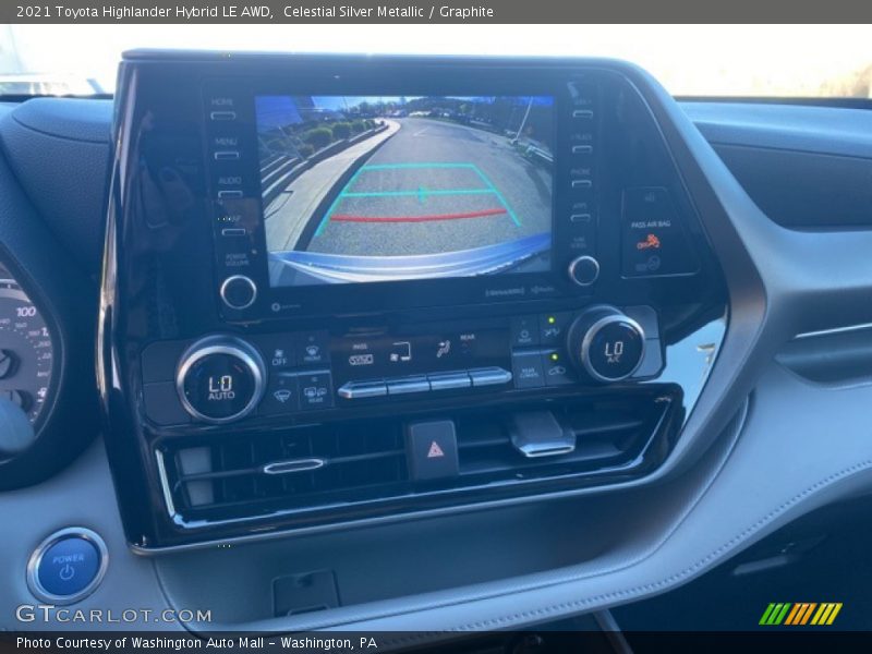 Celestial Silver Metallic / Graphite 2021 Toyota Highlander Hybrid LE AWD