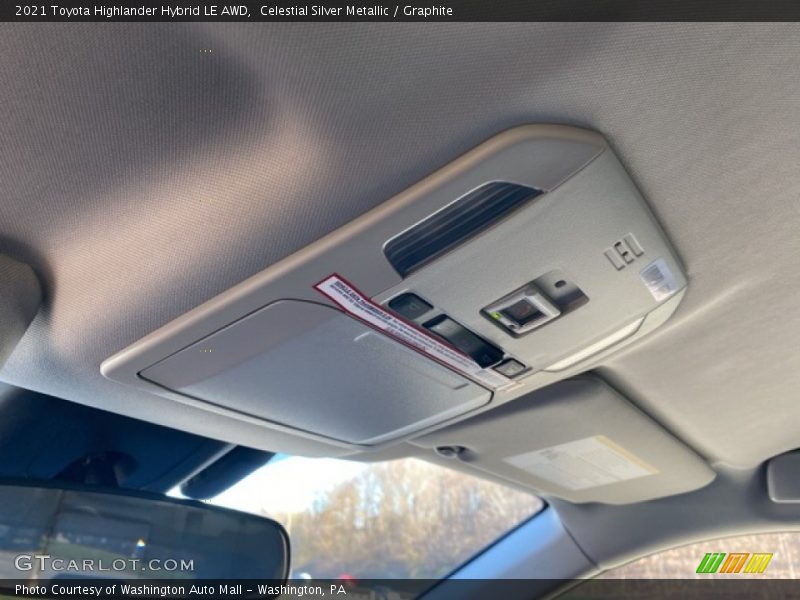 Celestial Silver Metallic / Graphite 2021 Toyota Highlander Hybrid LE AWD