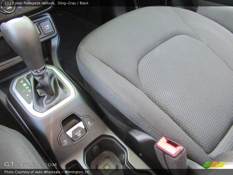 Sting-Gray / Black 2019 Jeep Renegade Altitude