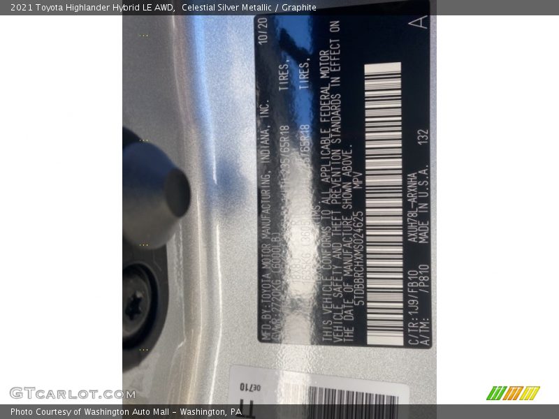 Celestial Silver Metallic / Graphite 2021 Toyota Highlander Hybrid LE AWD