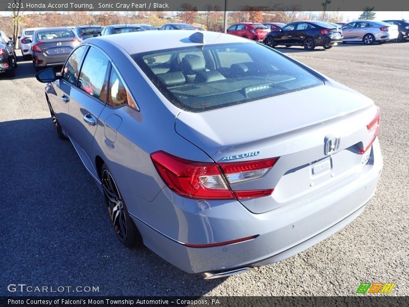 Sonic Gray Pearl / Black 2021 Honda Accord Touring