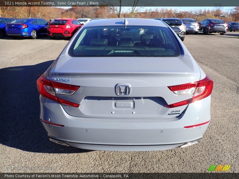 Sonic Gray Pearl / Black 2021 Honda Accord Touring