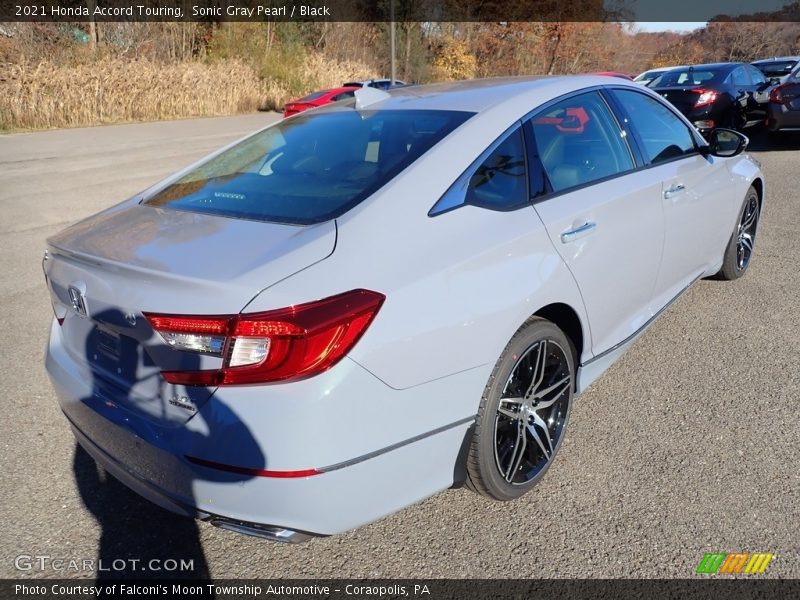 Sonic Gray Pearl / Black 2021 Honda Accord Touring