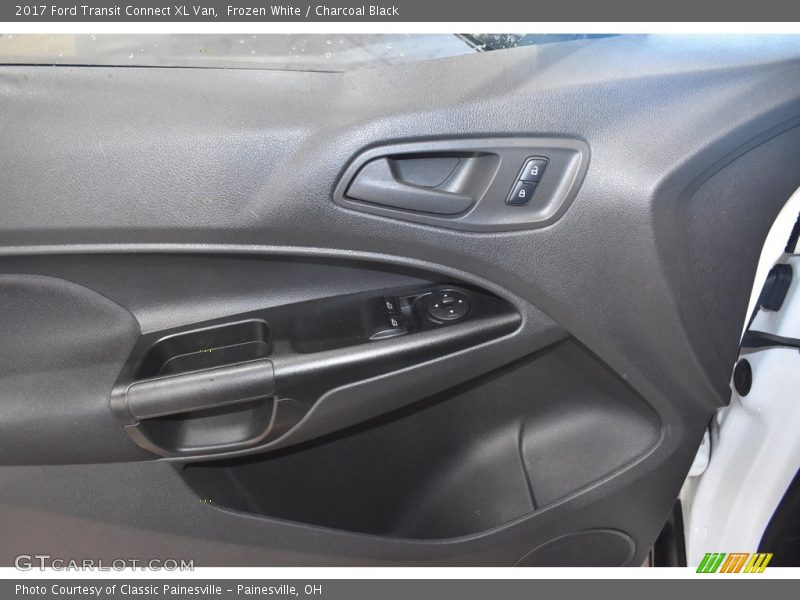 Frozen White / Charcoal Black 2017 Ford Transit Connect XL Van