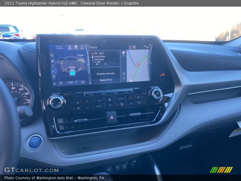 Celestial Silver Metallic / Graphite 2021 Toyota Highlander Hybrid XLE AWD