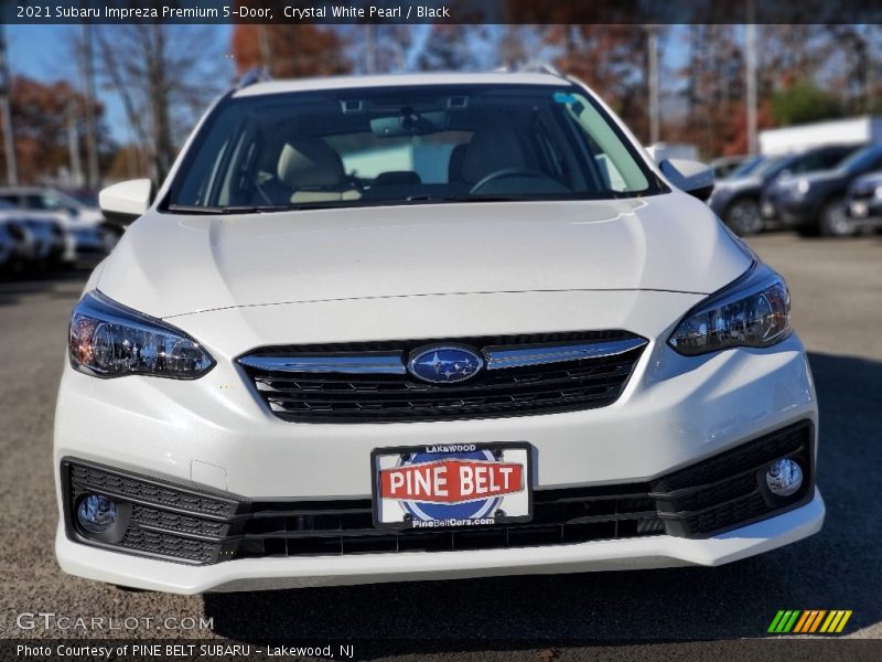 Crystal White Pearl / Black 2021 Subaru Impreza Premium 5-Door