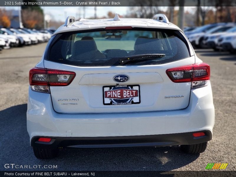 Crystal White Pearl / Black 2021 Subaru Impreza Premium 5-Door