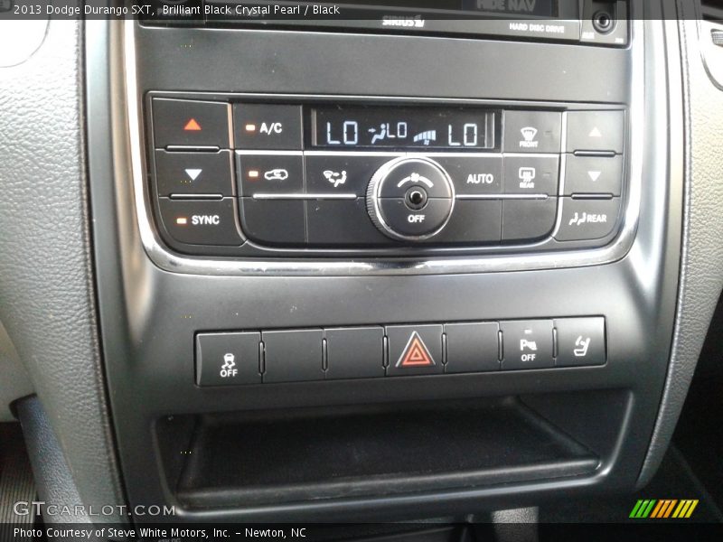 Brilliant Black Crystal Pearl / Black 2013 Dodge Durango SXT