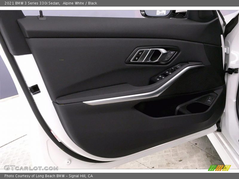 Alpine White / Black 2021 BMW 3 Series 330i Sedan