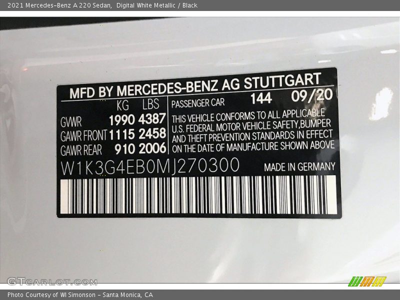 Digital White Metallic / Black 2021 Mercedes-Benz A 220 Sedan