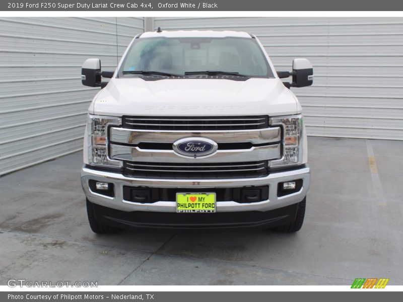 Oxford White / Black 2019 Ford F250 Super Duty Lariat Crew Cab 4x4