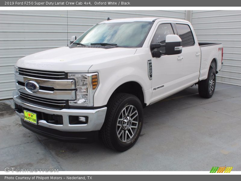 Oxford White / Black 2019 Ford F250 Super Duty Lariat Crew Cab 4x4