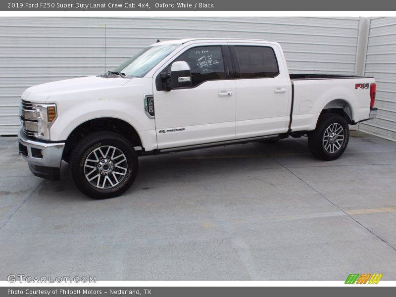 Oxford White / Black 2019 Ford F250 Super Duty Lariat Crew Cab 4x4