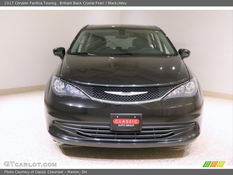 Brilliant Black Crystal Pearl / Black/Alloy 2017 Chrysler Pacifica Touring