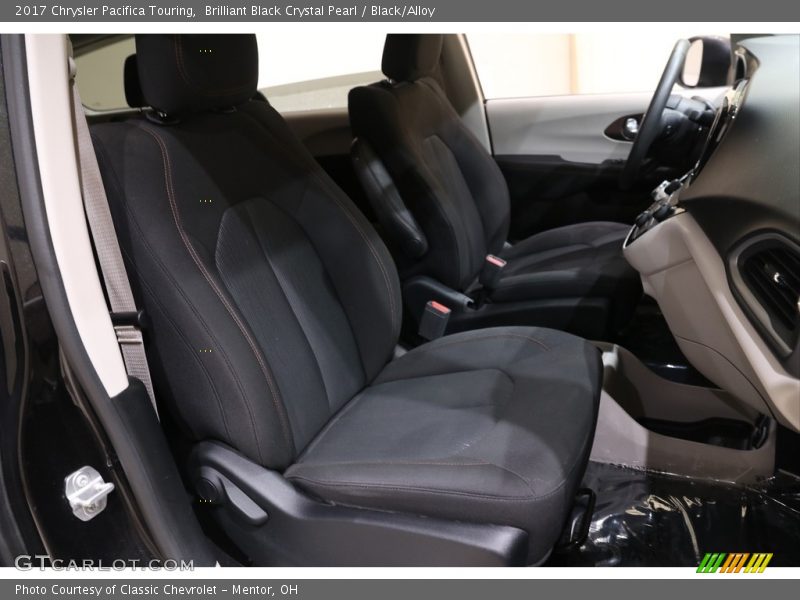 Brilliant Black Crystal Pearl / Black/Alloy 2017 Chrysler Pacifica Touring