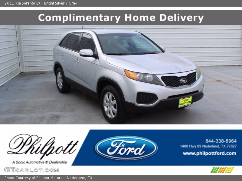 Bright Silver / Gray 2011 Kia Sorento LX