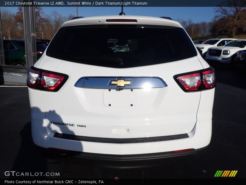 Summit White / Dark Titanium/Light Titanium 2017 Chevrolet Traverse LS AWD