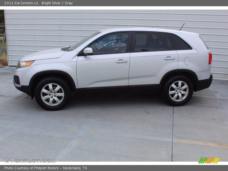 Bright Silver / Gray 2011 Kia Sorento LX