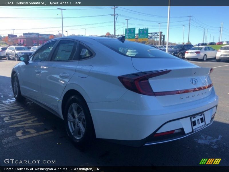 Hyper White / Black 2021 Hyundai Sonata SE