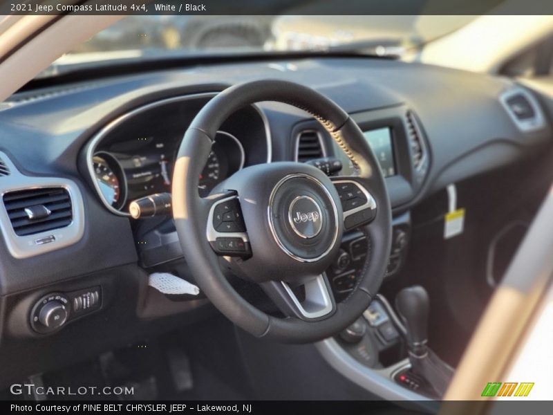 White / Black 2021 Jeep Compass Latitude 4x4